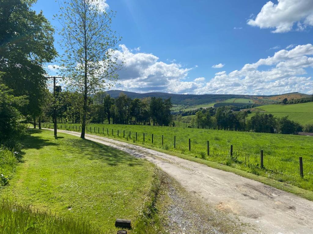 Parkmore Holiday Cottages Dufftown Extérieur photo